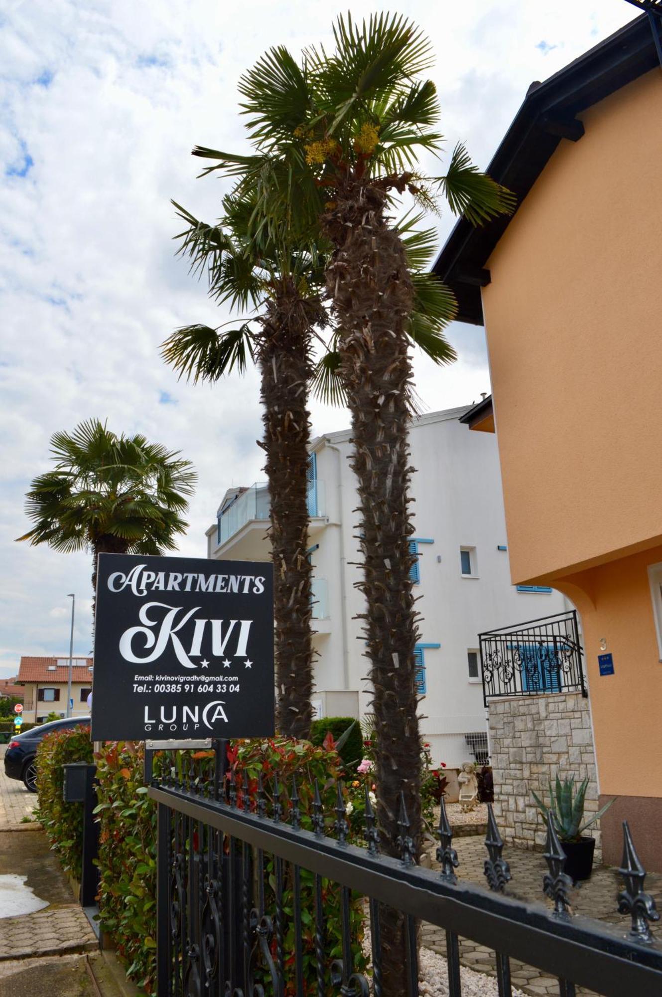 Apartments Kivi Новиград Экстерьер фото