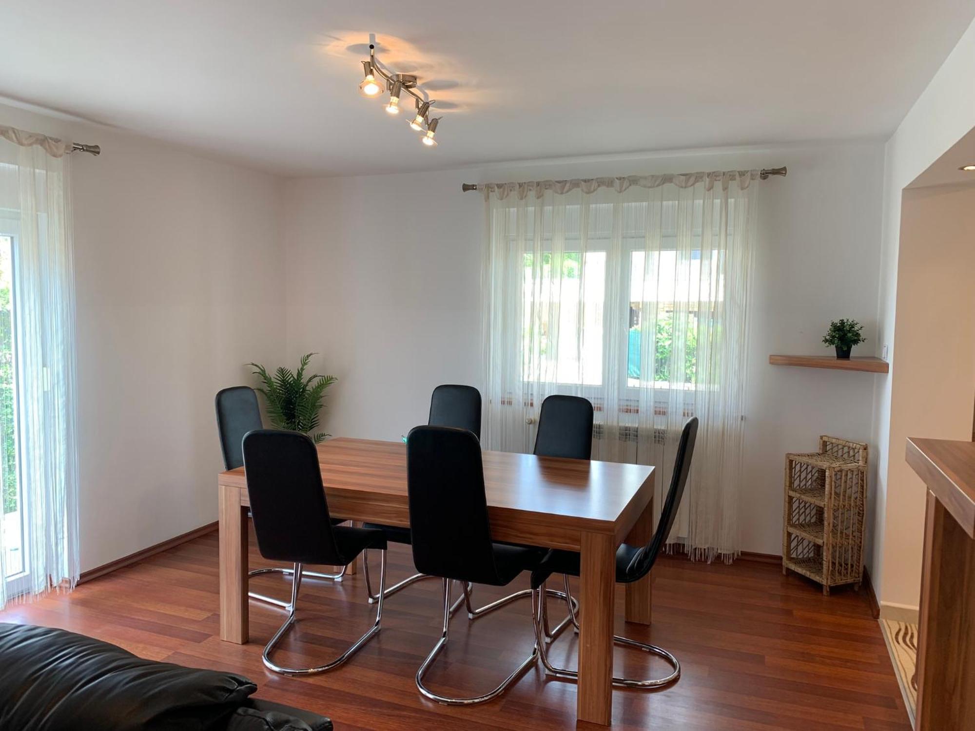 Apartments Kivi Новиград Экстерьер фото